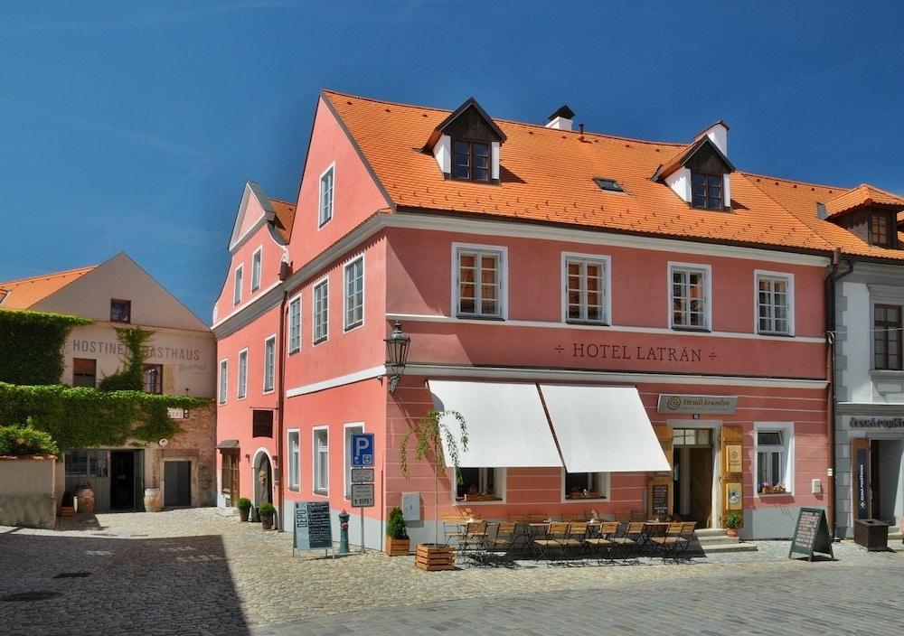 拉特朗酒店 Český Krumlov 外观 照片