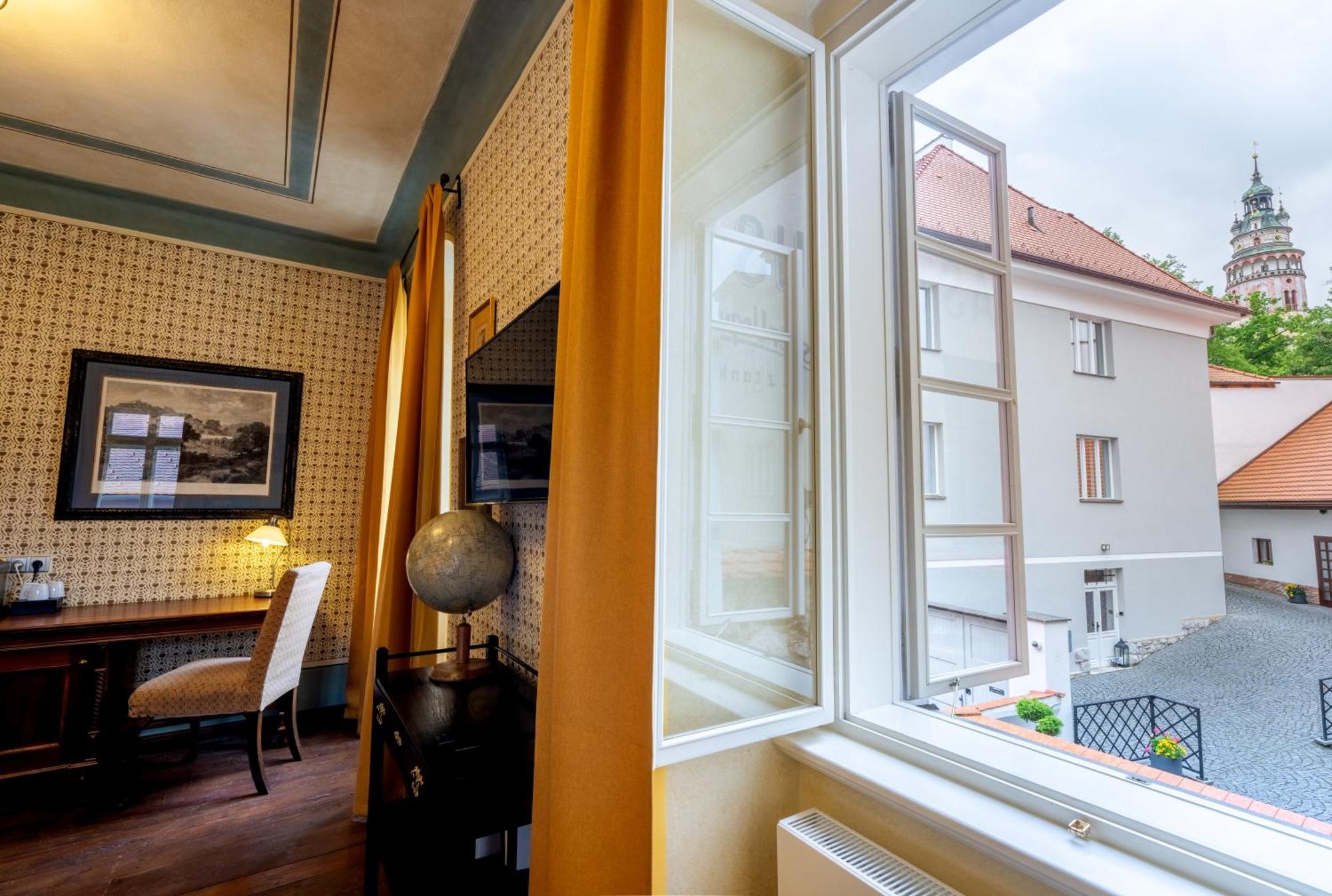 拉特朗酒店 Český Krumlov 外观 照片